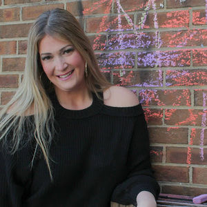 Meet your Posher, Melissa